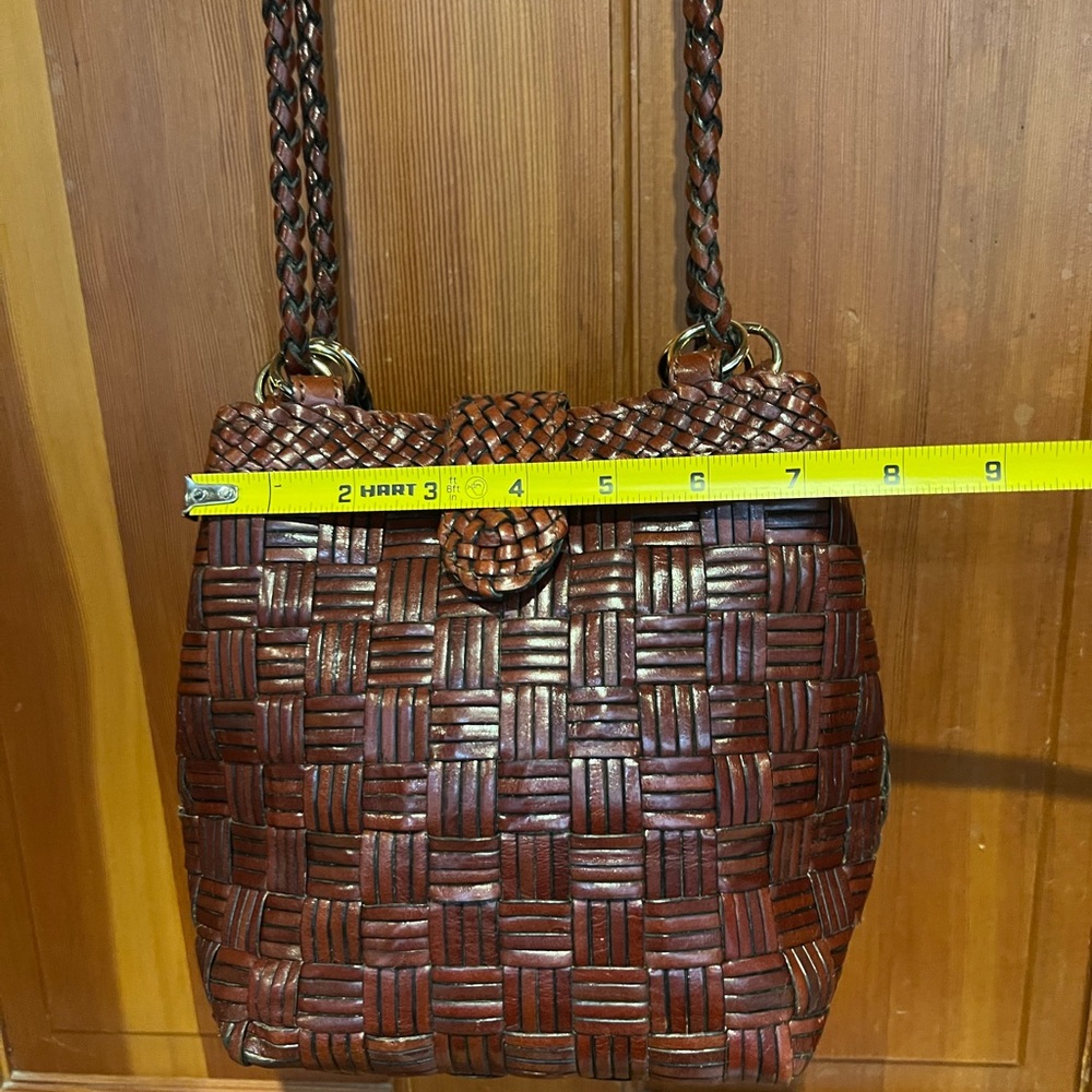 Valerie Stevens Rich Brown leather Woven Shoulder Bag - Picture 13 of 16